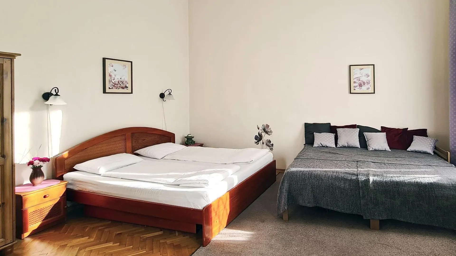 Fireplace Holidays Budapest Appartement